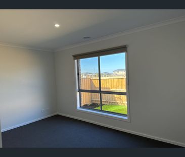 18 Happiness Way, Wyndham Vale, Vic 3024 - Photo 5