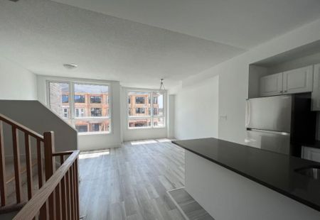 For Lease - 45 Red Maple Lane, Barrie, Ontario - Photo 3