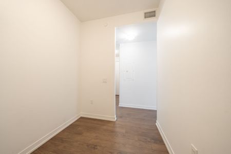 For Lease - 2560 Eglinton Avenue Unit# 2102, Mississauga, Ontario - Photo 5