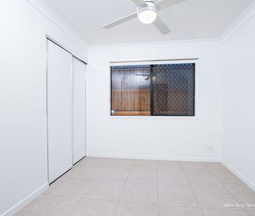 Family-Friendly Living in a Quiet Hillcrest Street - Photo 6