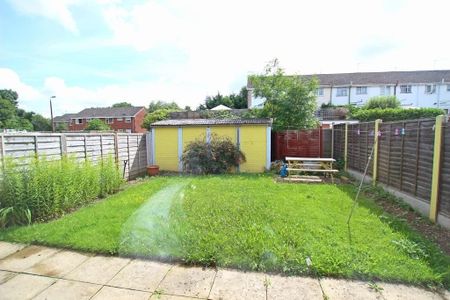 6 bedroom end of terrace house to rent - Photo 5