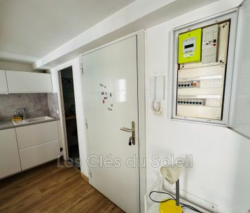 Location Appartement 1 pièce 24m² TOULON 83000 - Photo 2
