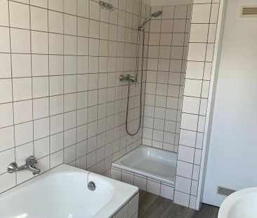 Pronájem bytu 3+1 • 77 m² bez realitky, Severní Porýní-Vestfálsko - Photo 2