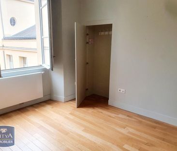 Location Appartement 1 pièce 18m² VERSAILLES 78000 - Photo 3