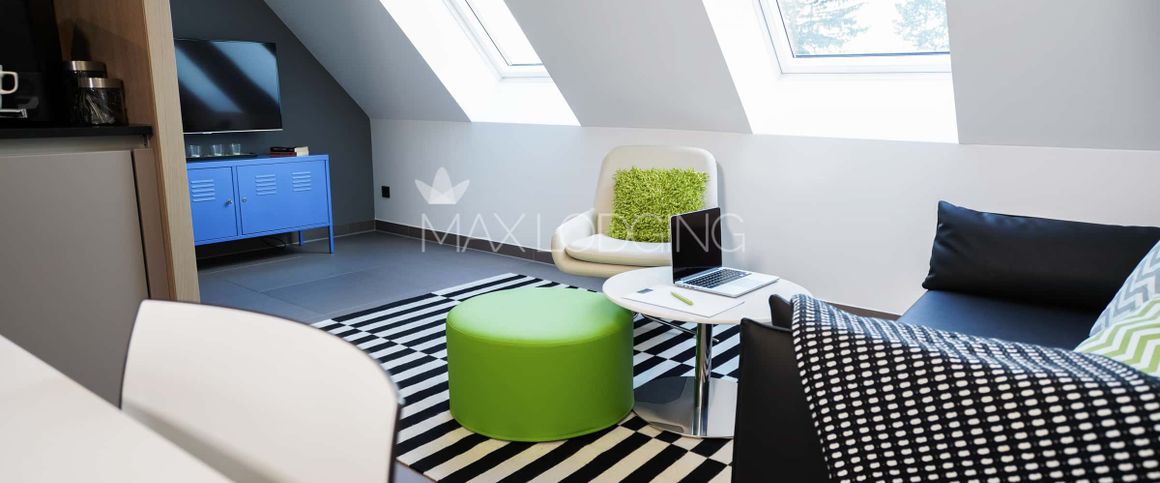 Top Level Apartment - Photo 1