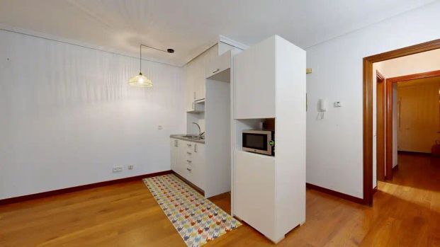 Piso de alquiler en Calle de Martínez Izquierdo, Guindalera - Photo 1