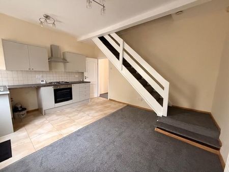 2 bedroom terraced house to rent - Photo 3