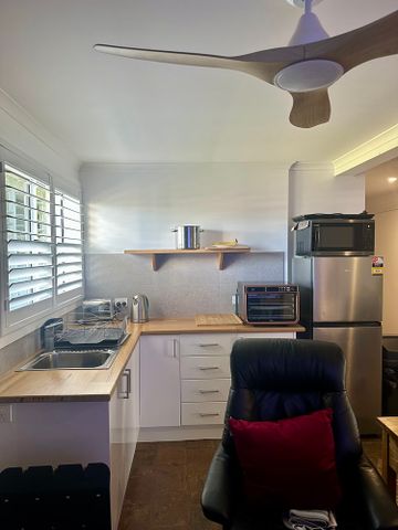 4-bedroom shared house, Teven Road - Photo 4