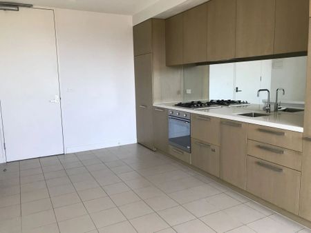 Modern One-Bedroom Apartment in Prime North Melbourne Location - Photo 4