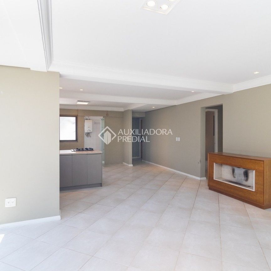 Cobertura com 2 quartos e 180m² para alugar em Vila Assunção, Porto Alegre. - Photo 1