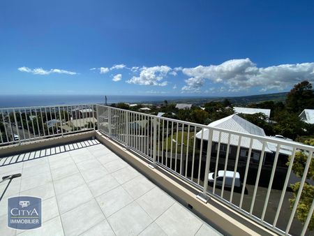 Location Appartement 4 pièces 110m² STE CLOTILDE 97490 - Photo 5