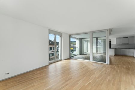 Vie moderne, loggia et coin salon - Photo 4