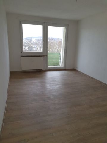 **Schöne, helle 4-Zimmer Wohnung mit Balkon im Zentrum von Plauen** - Photo 5