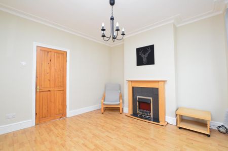 2 bedroom terraced house to rent - Photo 2