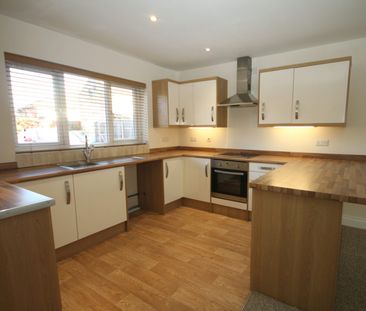 Flat to rent on - Photo 5