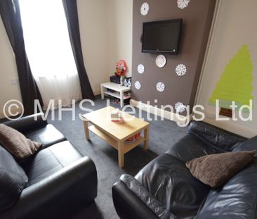 4 Bedroom End Terraced House for rent in Broomfield View - Photo 3