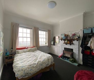 Historic Northland Fire Station 4 bedroom - Photo 3