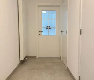 Gerenoveerd 2-slaapkamerappartement met tuin in Klemskerke, De Haan - Foto 6