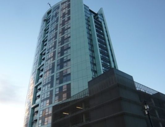 Alexandra Tower L3 - Photo 1