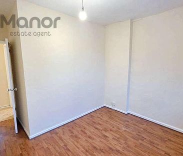 Bushgrove Road, Dagenham, RM8 - Photo 3