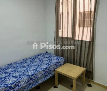 Piso en alquiler en Centro - Photo 2