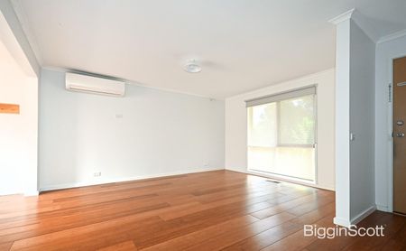 Comfortable unit with positioned for convenience - Photo 2