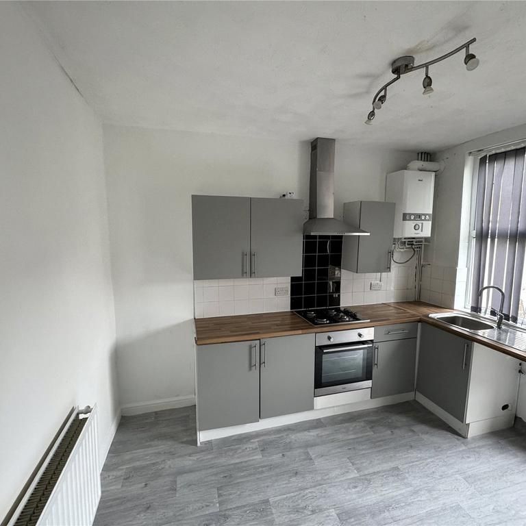 2 bedroom terraced house to rent - Photo 1