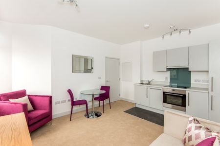 The Chambers, Reading, RG1 4FF - Photo 2