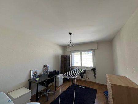 Magnifique appartement de 3.5 pièces au 4ème étage avec deux balcons - Photo 2