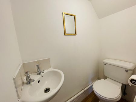 5 bedroom terraced house to rent - Photo 4