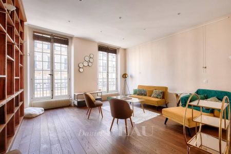 Location appartement, Paris 4ème (75004), 3 pièces, 81 m², ref 86424705 - Photo 2