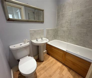 1 bed First Floor Flat for rent - Photo 5