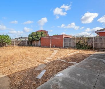 Location, Location, Location! - Photo 6