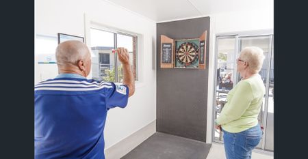 1 Bedroom Fully Self-contained Cabin - Photo 2