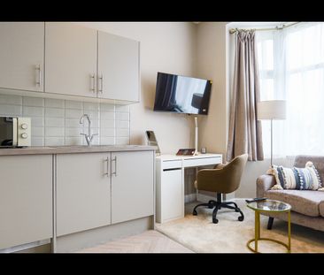 Studio Flat, Stoney Road, CV1 - Photo 1