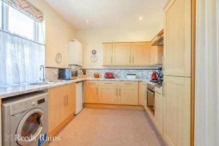 2 bedroom apartment to rent - Photo 5