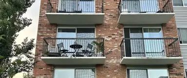 BRIGHT ONE BEDROOM WITH BALCONY! CRESCENT HEIGHTS! | Calgary - Photo 1