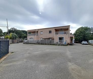 Location Appartement 3 pièces 81m² AFA 20167 - Photo 1