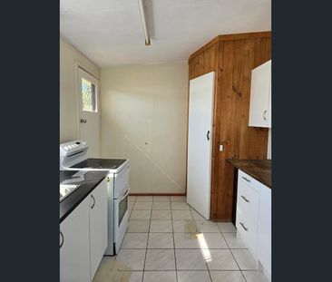 high set house - Photo 6