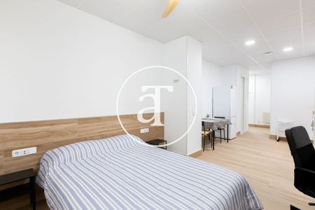 Monthly rental studio with 1 bedroom, 1 bathroom in Latina near Casa de Campo - Photo 2