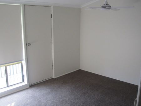 Light Bright & Spacious - Photo 3