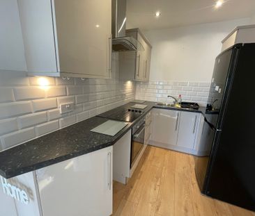 2 bedroom apartment to rent - Photo 2