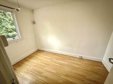 4 bedroom house share to rent - Photo 2