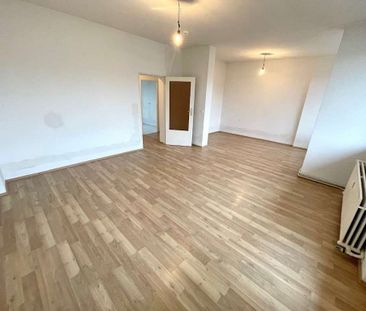 Gro&szlig;z&uuml;gige 2-Zimmer Wohnung mit Balkon in Wilmersdorf! - Foto 5