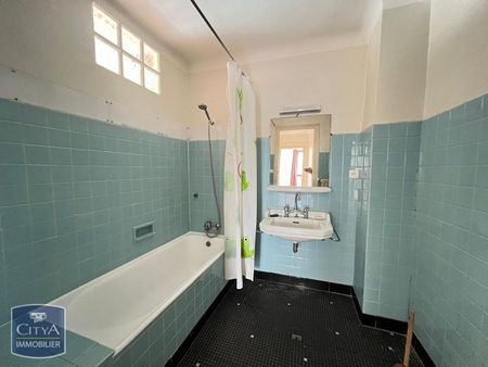 Location Appartement 3 pièces 65m² CHAMBERY 73000 - Photo 4