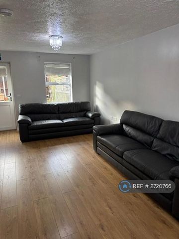 5 bedroom terraced house to rent - Photo 2