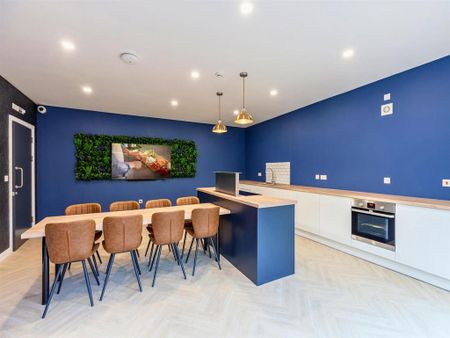 1 bedroom in a flat share to rent - Photo 4