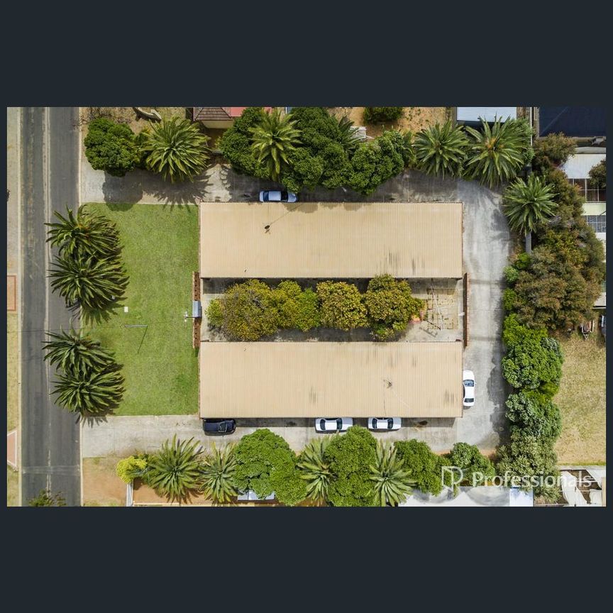 1/217 Sixth Street, Geraldton, WA 6530 - Photo 2
