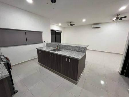 Se renta casa sin amueblar, de 3 habitaciones, en La Floresta. - Photo 5