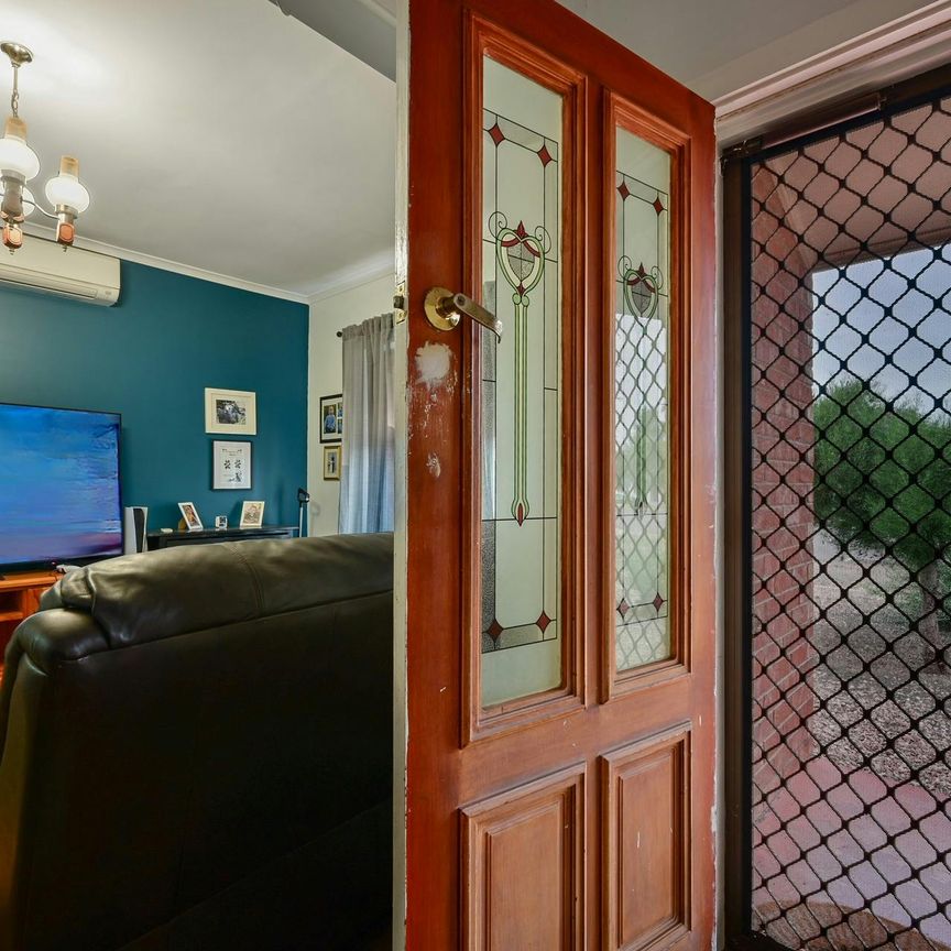 CHARMING HOME IN THE HEART OF CONVENIENCE - Photo 1